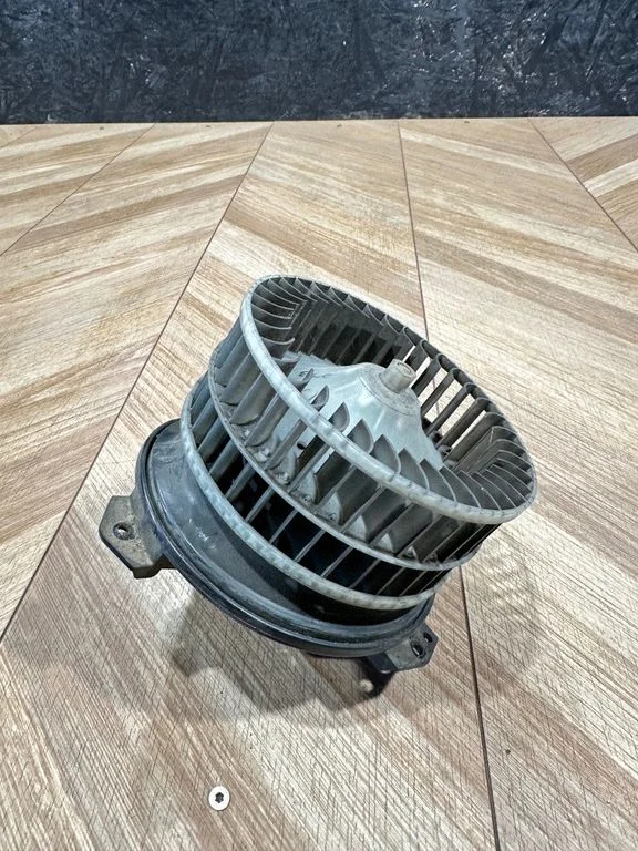 Heater fan/blower AY1661000346