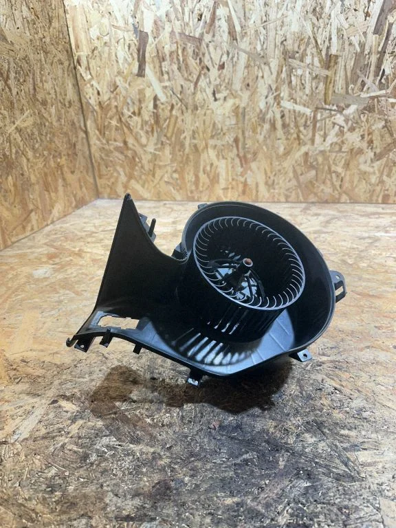 Heater fan/blower – Opel Vectra C (2005-2009)