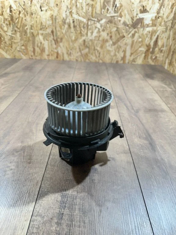Heater fan/blower 9411346