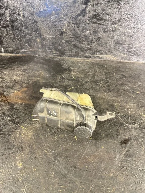 Coolant expansion tank/reservoir 2205000049