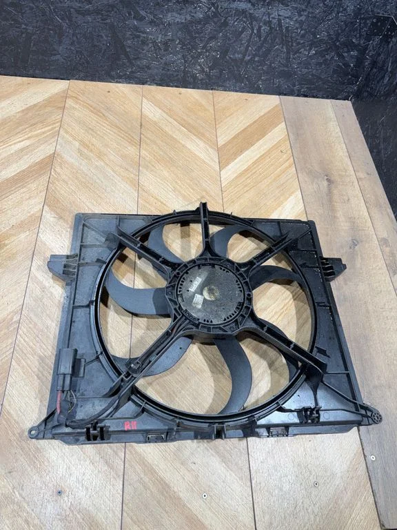 Electric radiator cooling fan – Mercedes-Benz R-Class W251 (2005-2013)