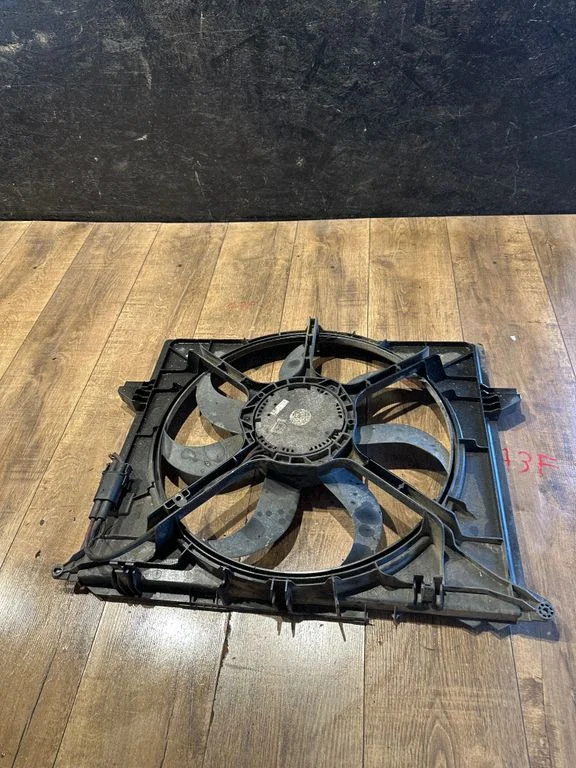Electric radiator cooling fan – Mercedes-Benz R-Class W251 (2005-2013)
