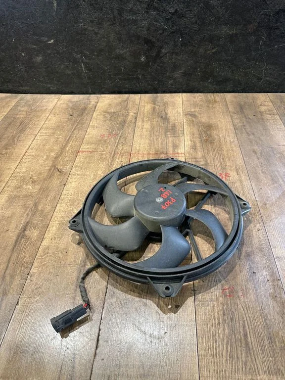Elektriskais radiatora ventilators
