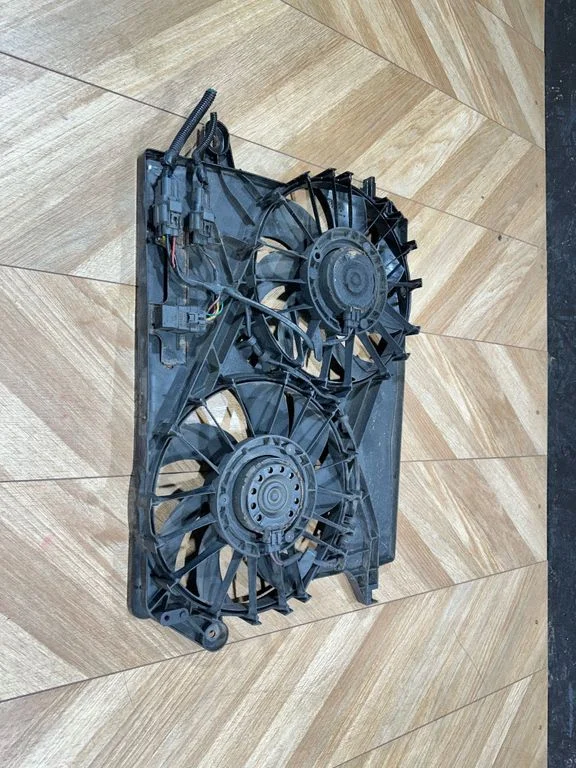 Elektriskais radiatora ventilators 04598001AD