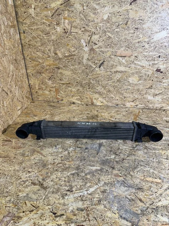 Vahejahuti radiaator – Mercedes-Benz E-klass W211 (2002-2009)