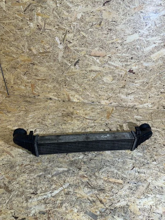 Vahejahuti radiaator – Mercedes-Benz E-klass W211 (2002-2009)