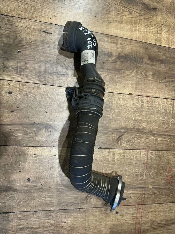 Intercooler hose/pipe a2710901837