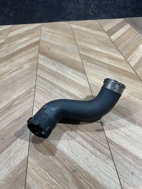 Intercooler hose/pipe a2045284682