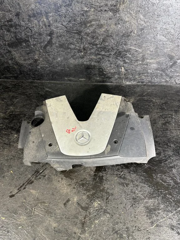 Engine cover (trim) A6290100967