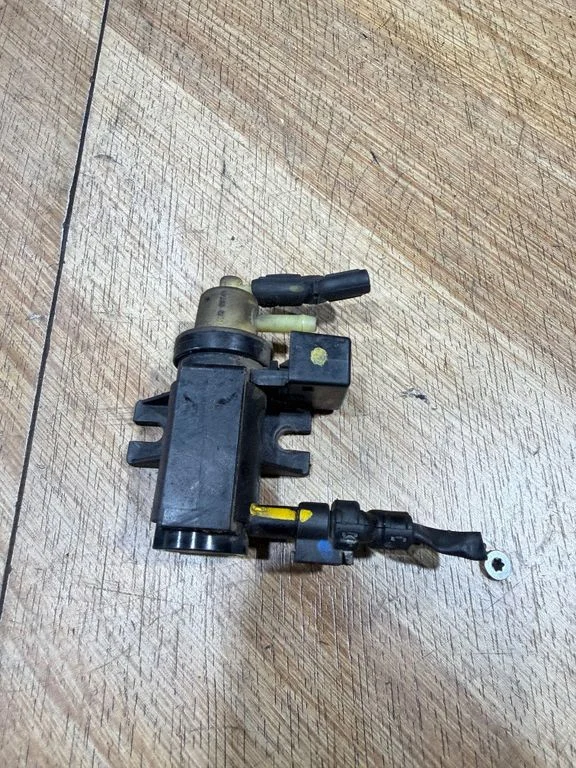 Turbo solenoid valve A0061536628