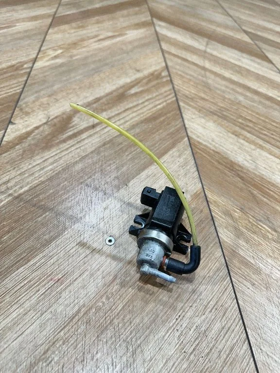 Zawór elektromagnetyczny turbo 6655403797