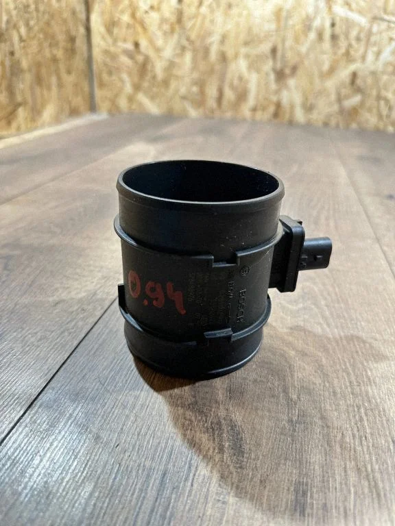 Mass air flow meter 55562426