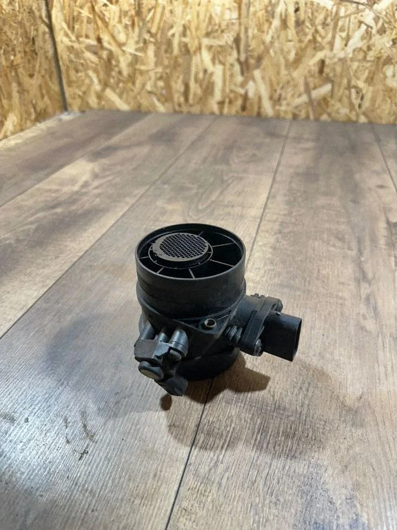 Mass air flow meter 0281002535