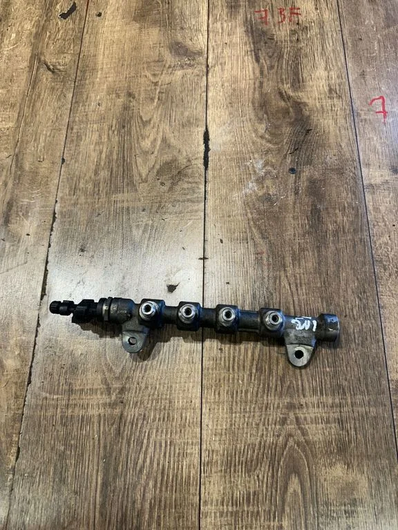 Fuel main line pipe 55576177