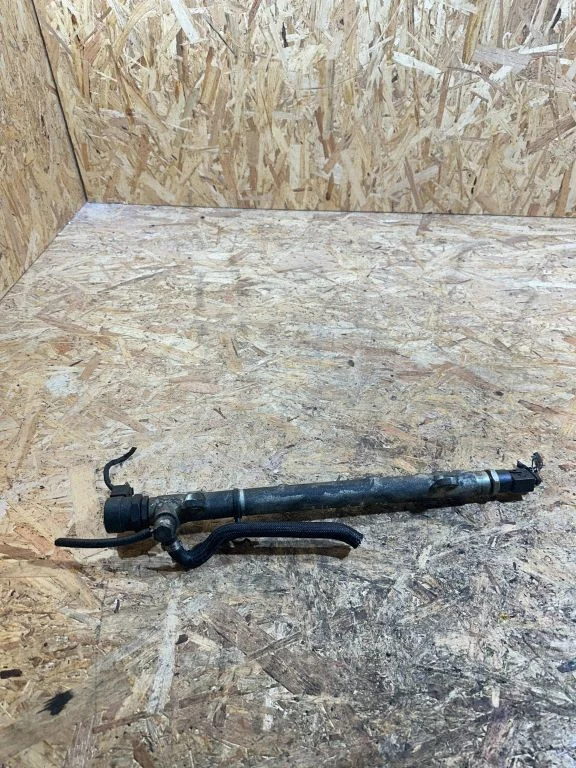 Fuel main line pipe – Mercedes-Benz Vito Viano W639 (2003-2014)
