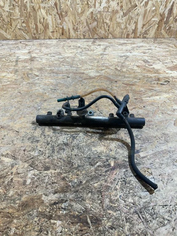Fuel main line pipe
