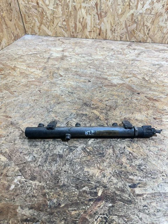 Fuel main line pipe A6420700695