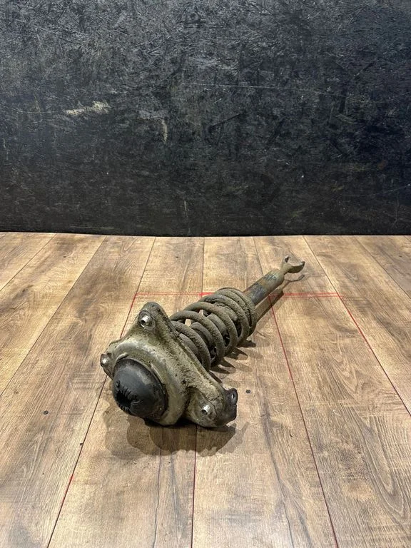 Front shock absorber/damper