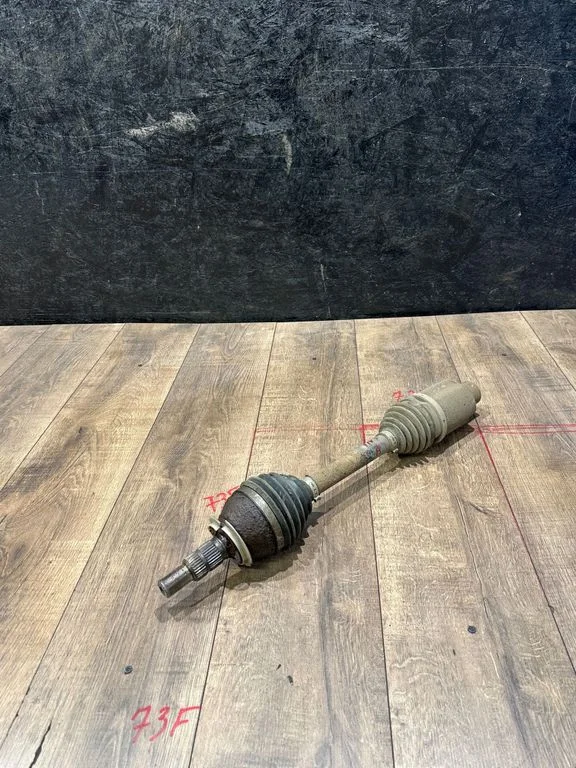 Front driveshaft 84257941
