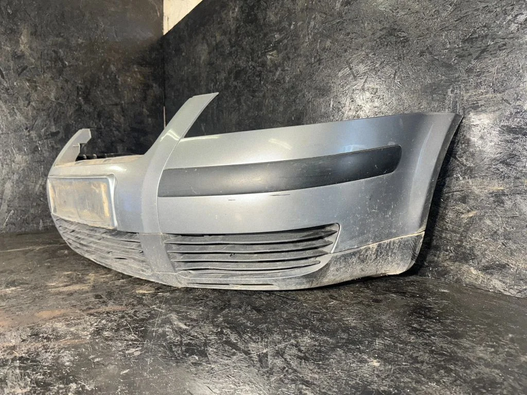 Front bumper 3B0807221E