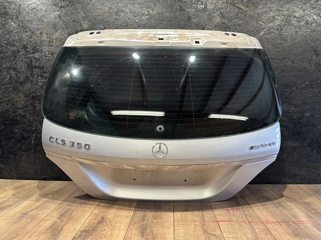 Tailgate/trunk/boot lid