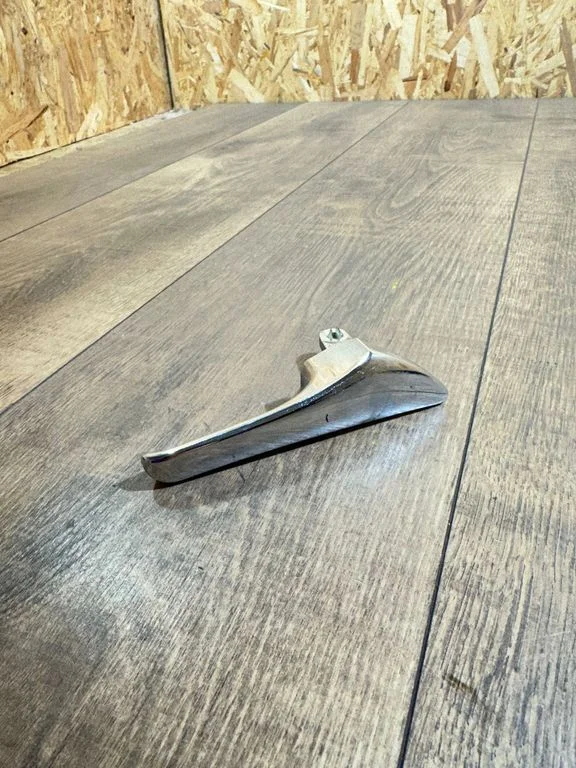 Esiukse sisemine käepide A2117660224