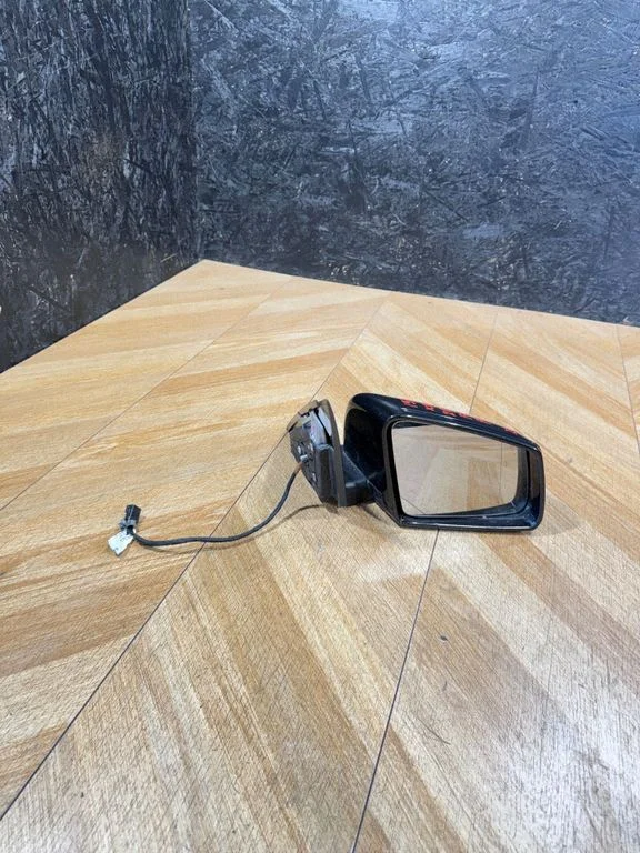 Front door electric wing mirror – Mercedes-Benz C-Class AMG W204 (2007-2014)