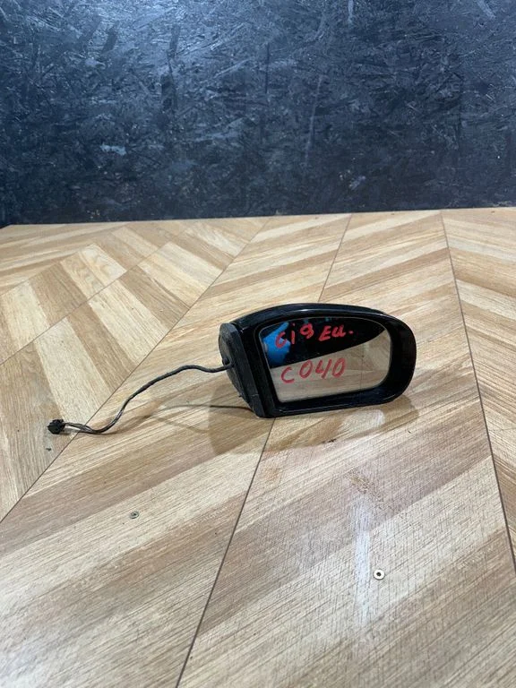 Front door electric wing mirror