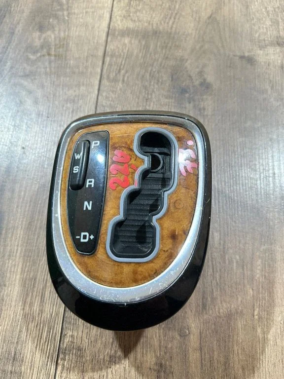 Gear shifter surround trim plastic 2202671688