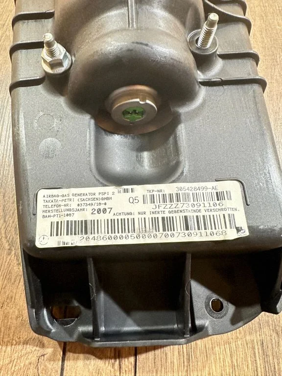 Passenger airbag 305429010