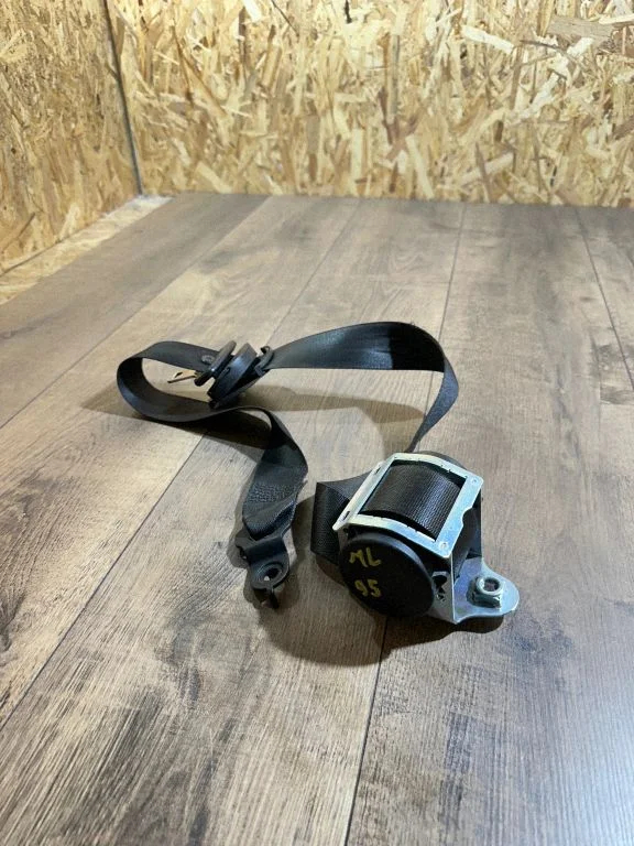 Tagumine turvavöö A2518607585