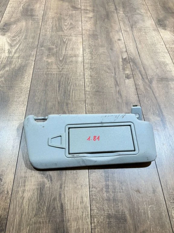 Sun visor – front
