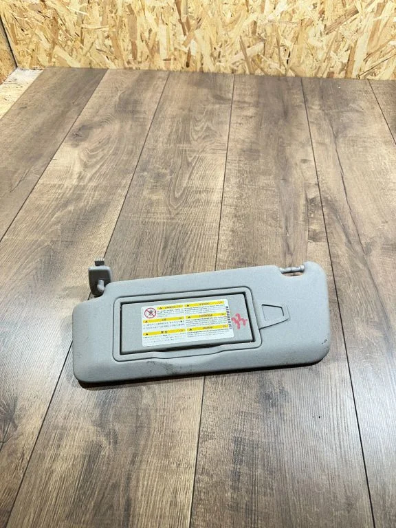 Sun visor 101008195042