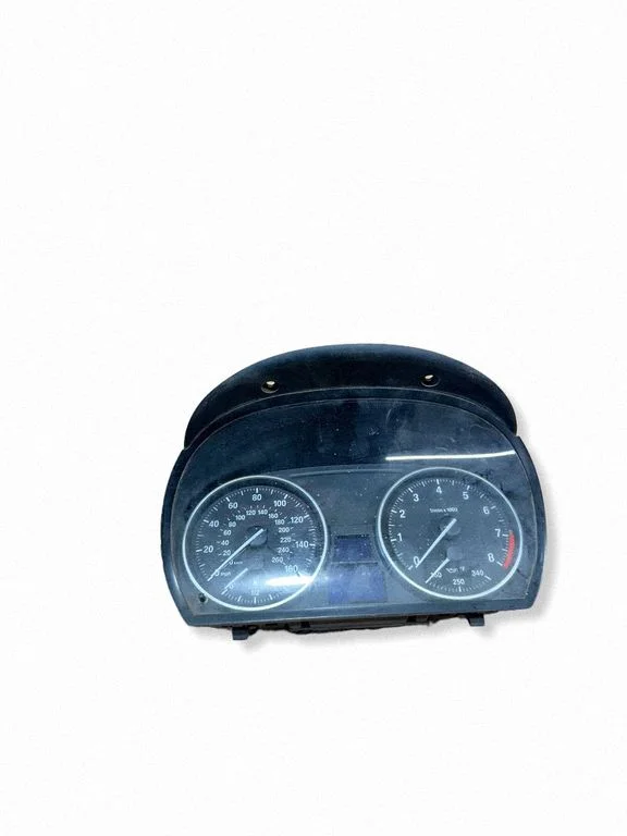 Spidomeeter (näidikuplokk) – BMW 3-seeria E92 E93 (2005-2014)