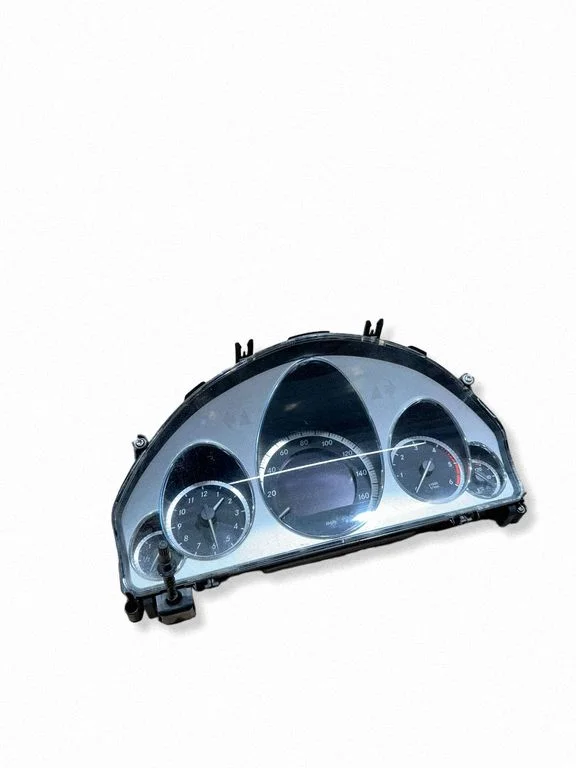Speedometer (instrument cluster) A2129005104