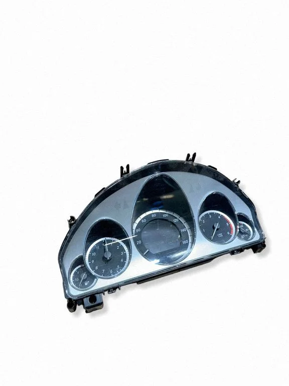 Speedometer (instrument cluster) A2129001508