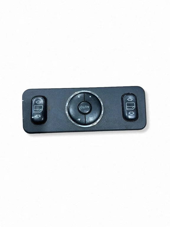 Electric window control switch A1638200326