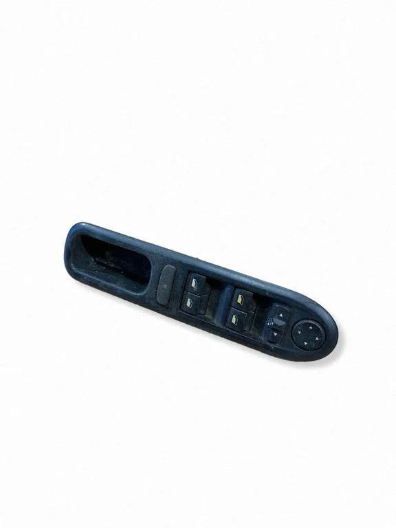 Elektrisko logu slēdzis 53269735B