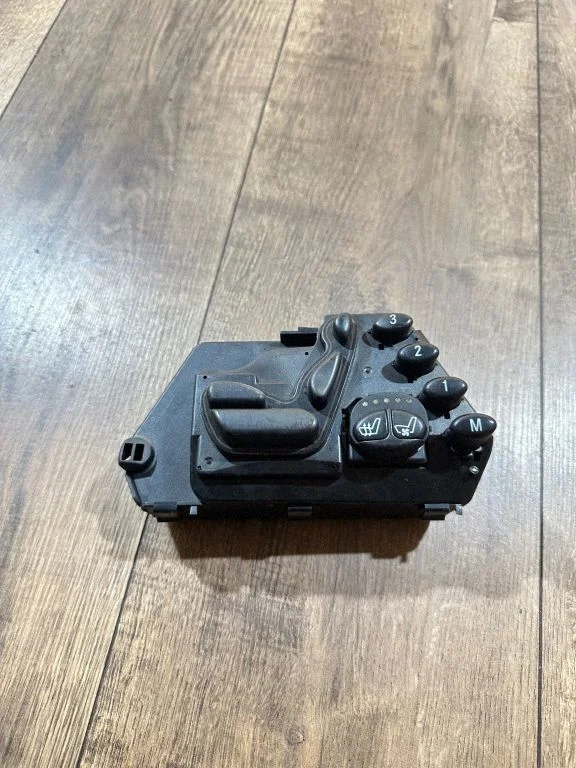 Seat control switch 2208213858