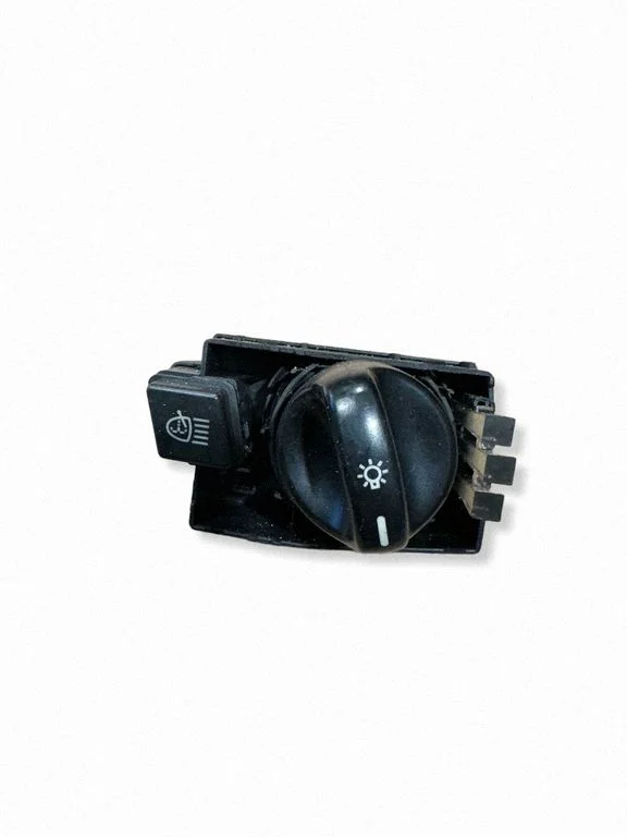 Light switch 2205450504