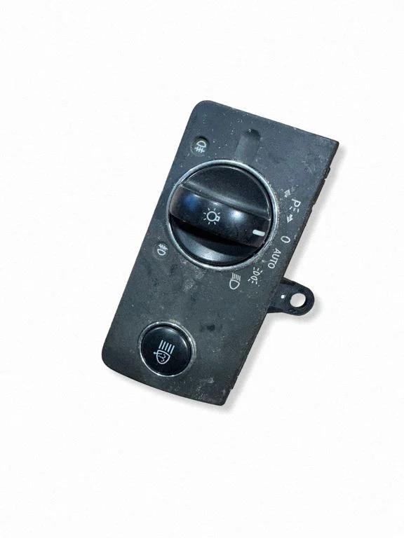 Light switch 2115450104