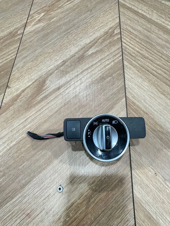 Light switch