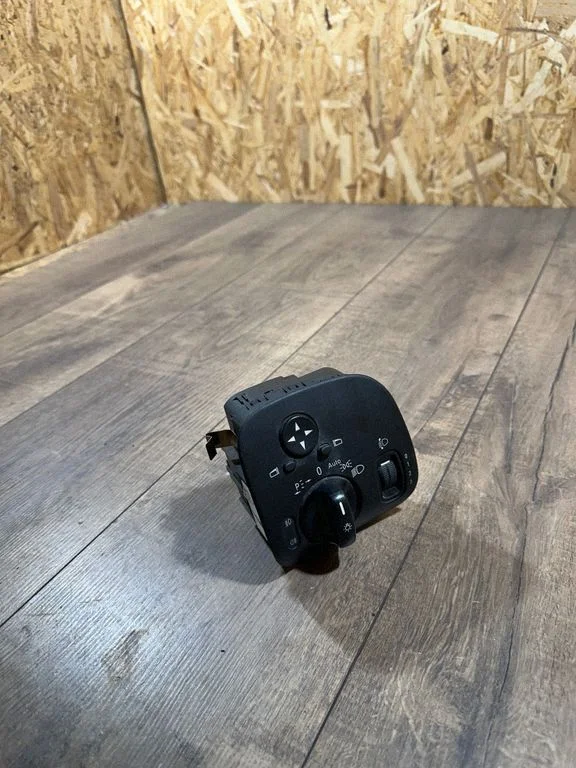 Light switch A2035450604