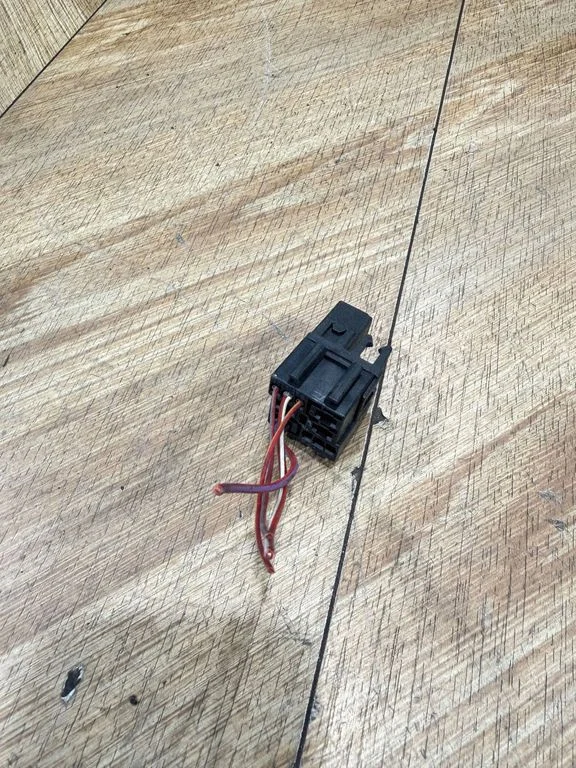 Other relay 0025421219