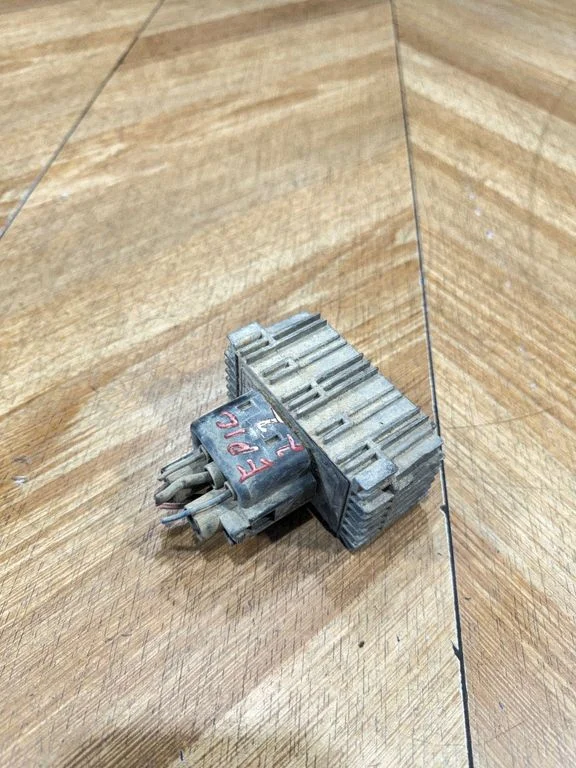 Glow plug pre-heat relay – Opel Vectra C (2002-2005)