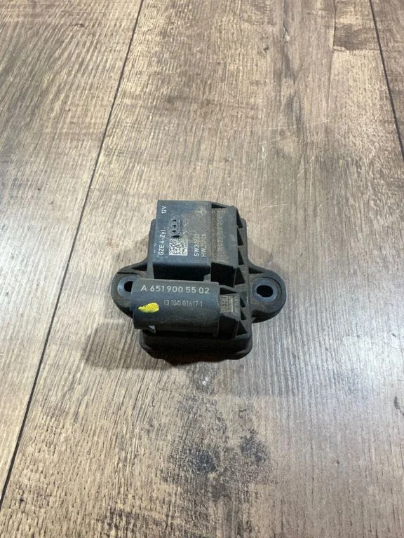 Glow plug pre-heat relay A6519005502