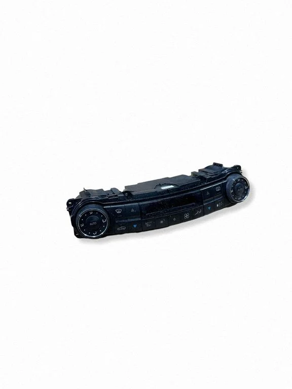 Gaisa kondicioniera/klimata/sildītāja vadības bloks (salonā) – Mercedes-Benz E klase W211 (2002-2009)