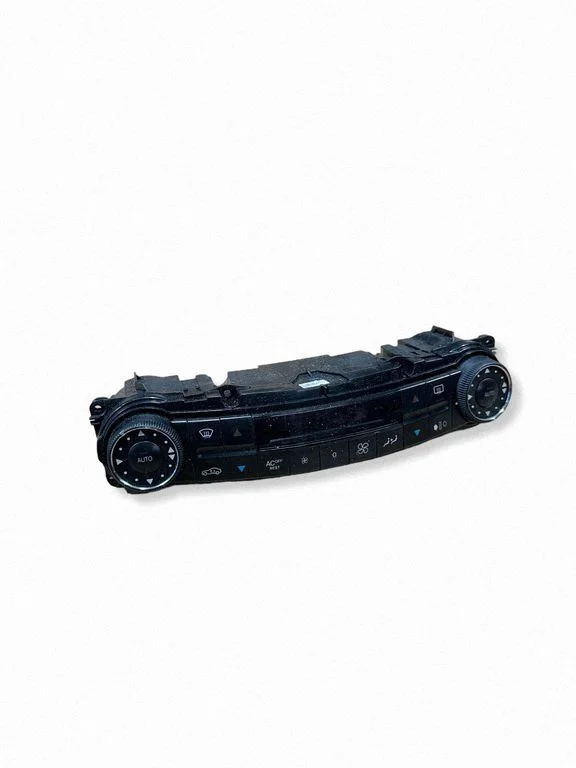 Gaisa kondicioniera/klimata/sildītāja vadības bloks (salonā) – Mercedes-Benz E klase W211 (2002-2009)