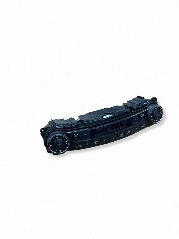 Gaisa kondicioniera/klimata/sildītāja vadības bloks (salonā) – Mercedes-Benz E klase W211 (2002-2009)