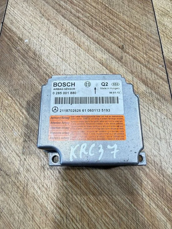Airbag control unit/module – Mercedes-Benz E-Class W211 (2002-2009)